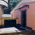 Wonderful House In With Parking - Happy شقة *
