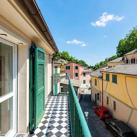 Wonderful House In With Parking - Happy